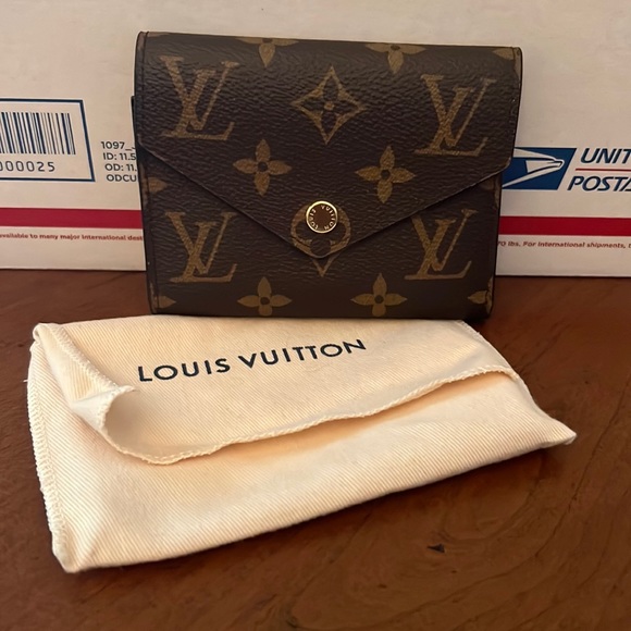 Louis Vuitton Handbags - Louis Vuitton Victorine Wallet